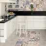 Cocina con Pavimento y Revestimiento Patchwork 44x44