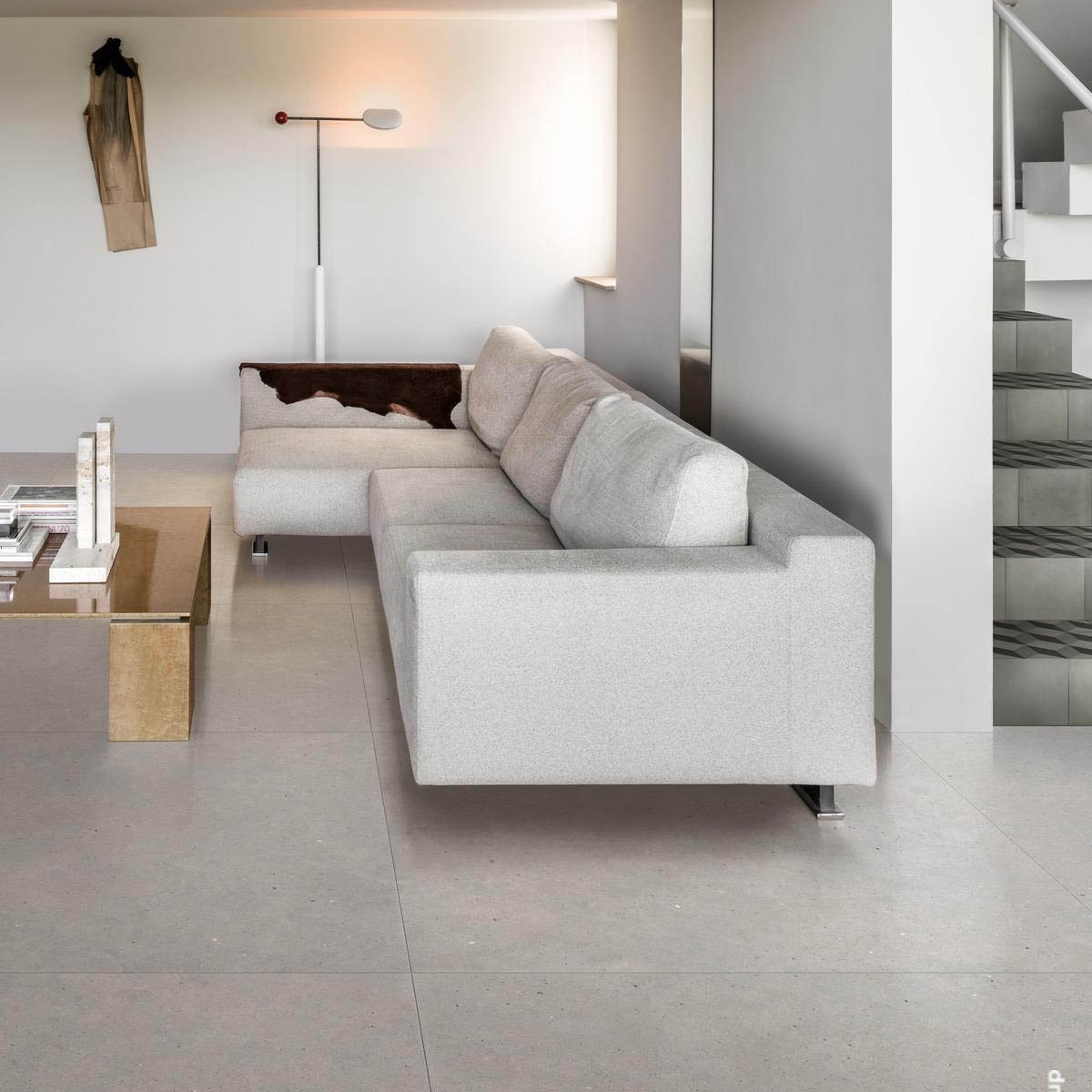 Wohnzimmer mit mondweißem Boden 120x120