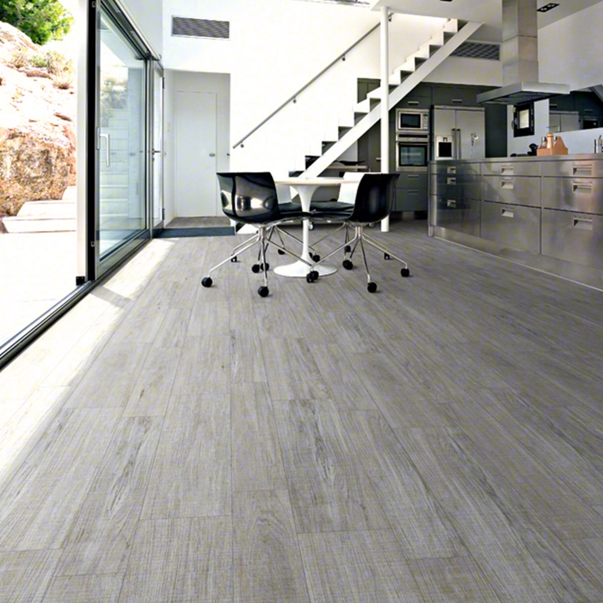 Intérieur avec sol Orsa-CR Basic Ash 14,4x89,3