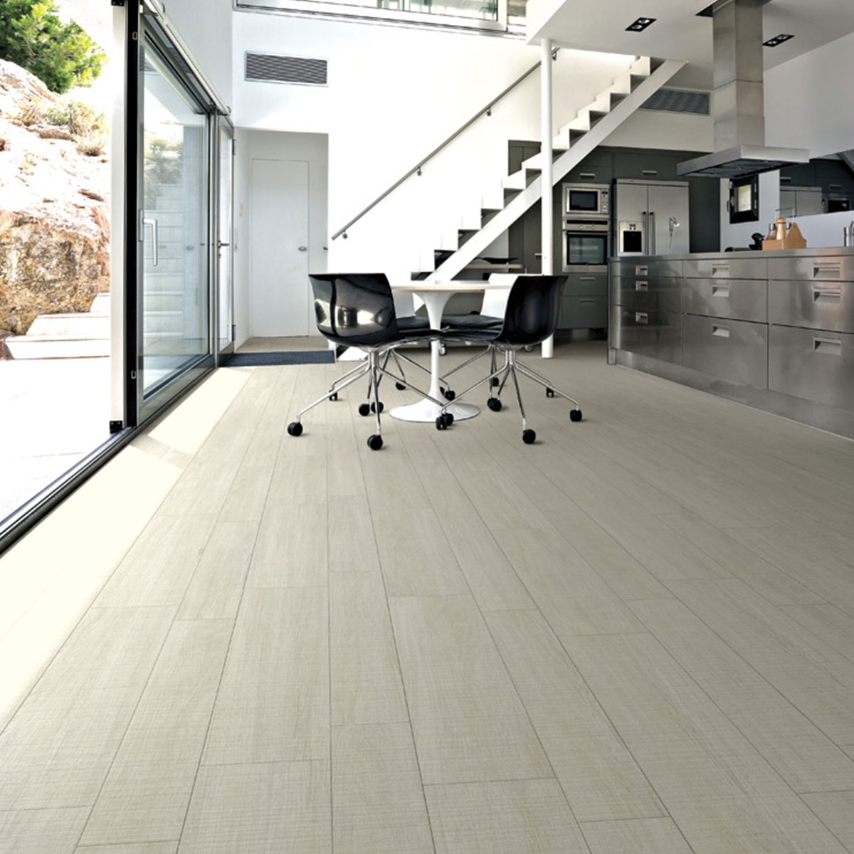 Innenraum mit Orsa-CR Basic White Boden 21,8x89,3