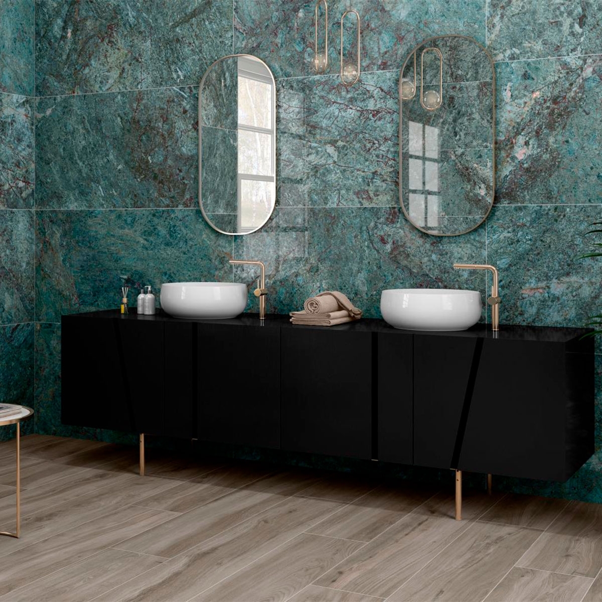 Casa de banho com revestimento CR Lux Kionia Smeraldo 60x120