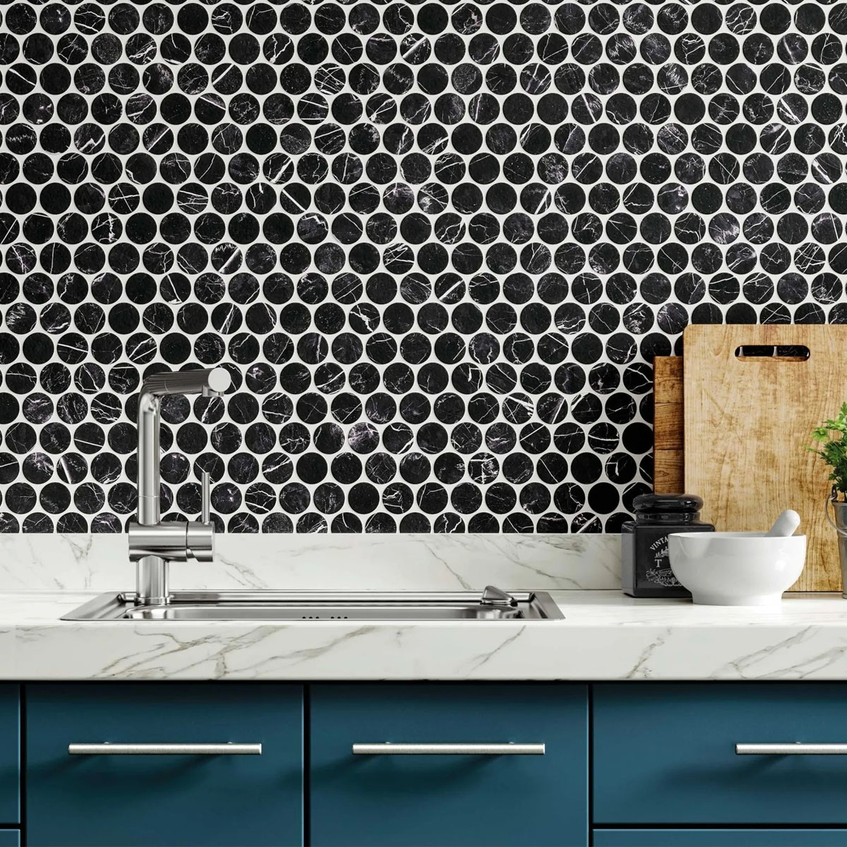 Cocina con Revestimiento Circle Marquina 30.9x30.9