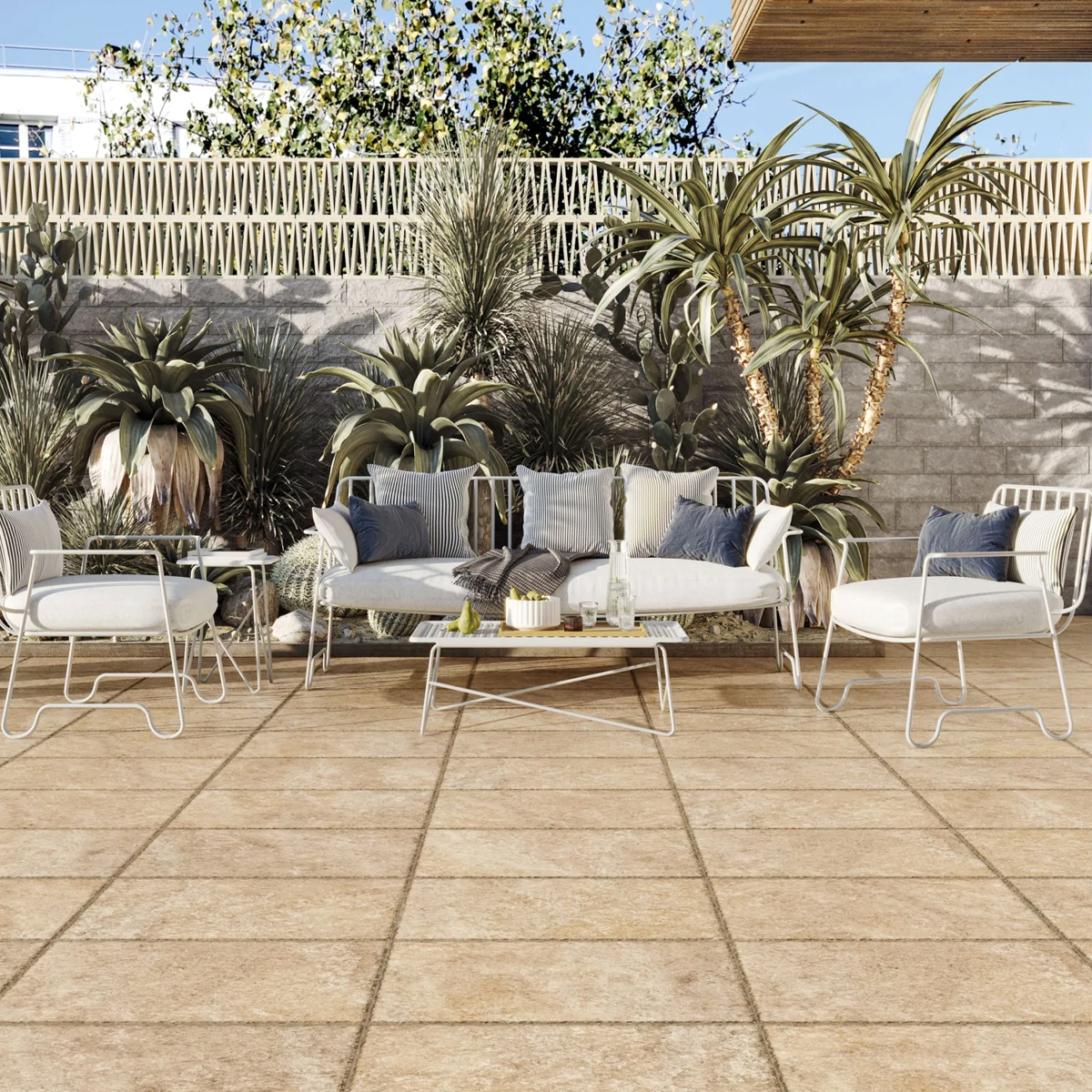 Exterior com pavimento antiderrapante bege Denali 44x66