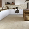 Cozinha com revestimento antideslizante Triangle Parma Sand 48,5x28