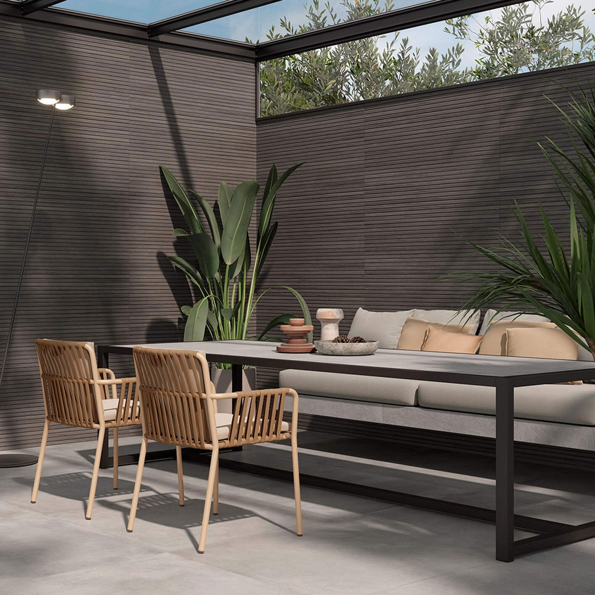 Ambiente con revestimiento Osaka Black 60x120