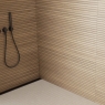 Baño con revestimiento Osaka Teak-Nero 60x120 (Caja 1.44m2)