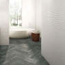 Baño con revestimiento Q Bossa White 31x98