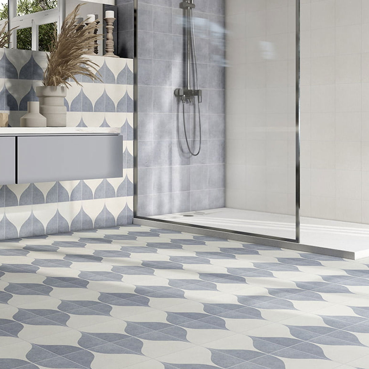 Baño con revestimiento Blue Water Blue Season 20x20 (Caja 1m2)
