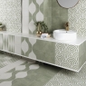 Baño con revestimiento Green Garden Decor Green Five 20x20