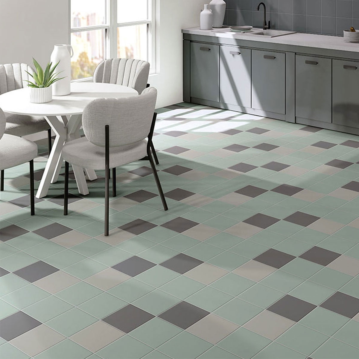 Interior con pavimento Normandy Technical Soft Aloe 20x20