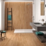 Baño con pavimento y revestimiento Olea Miel 23x120 (Caja 1.38m2)