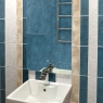 Baño con revestimiento Amalfi Bianco 7.5x30
