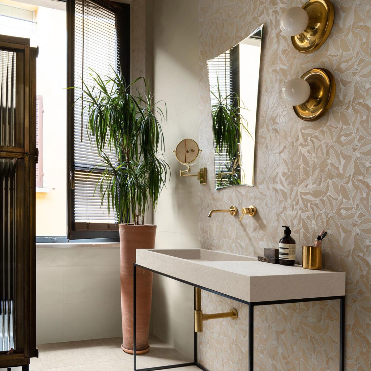 Baño con Revestimiento Bliss Leafy Cream 30x90