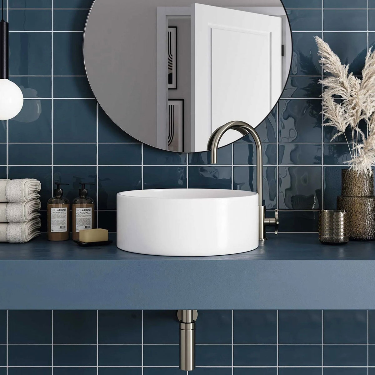 Baño con Revestimiento Capri Blue 15x45
