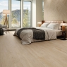 Interior con pavimento Rovere Ombre Maple 20x120
