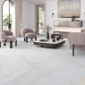 Interior con pavimento Elit Bianco 120x120