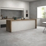 Cocina con revestimiento Northbay Relieve Grey 31,6x60,8