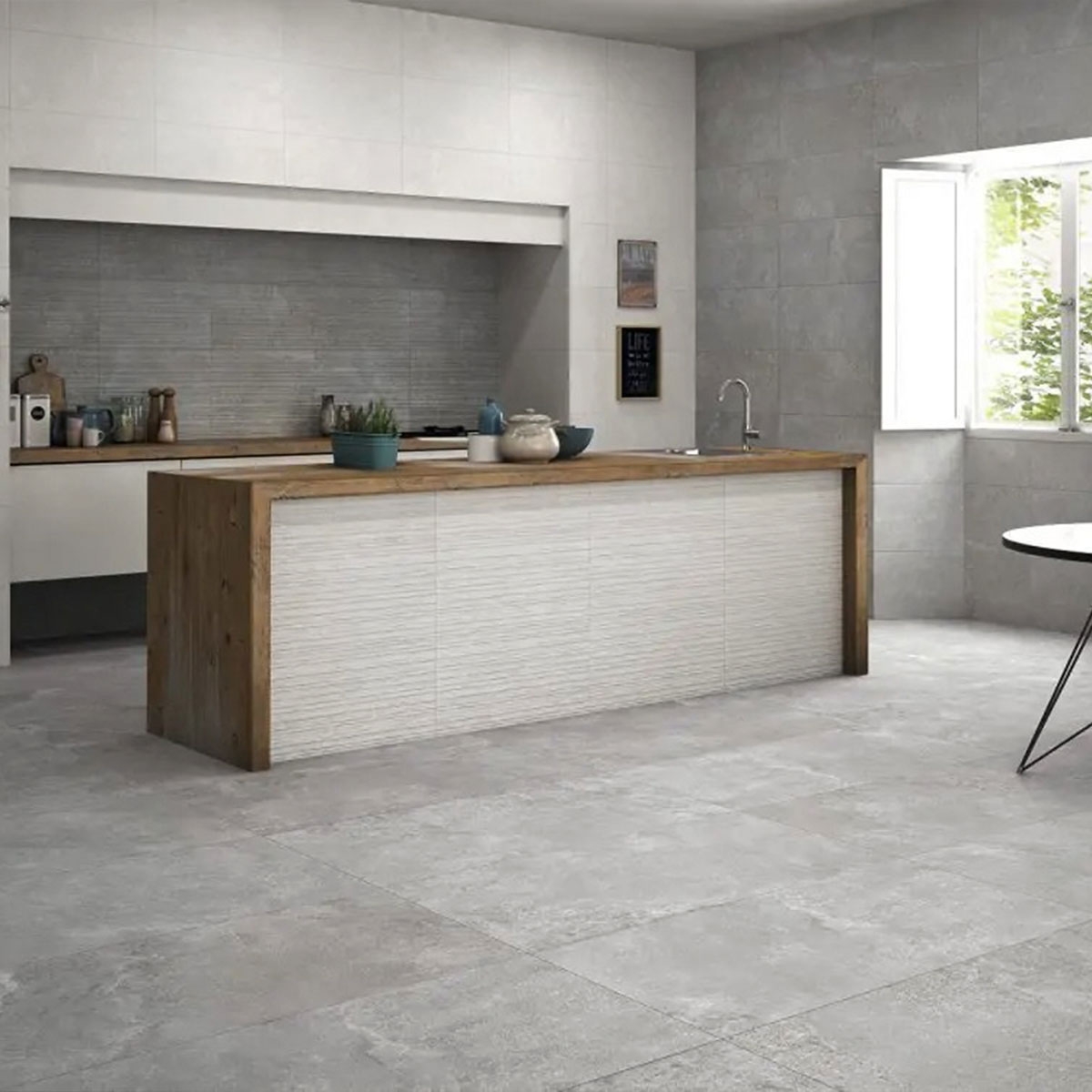 Cocina con revestimiento Northbay Relieve Light 31,6x60,8