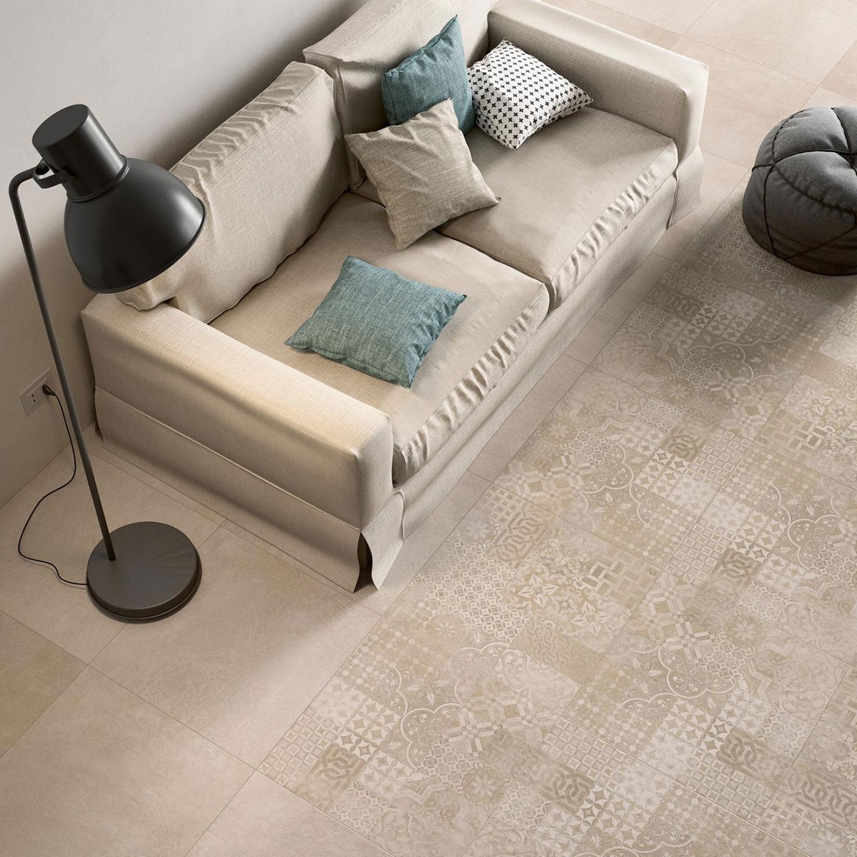 Interior con pavimento Plaster Cementine Grey 60x60
