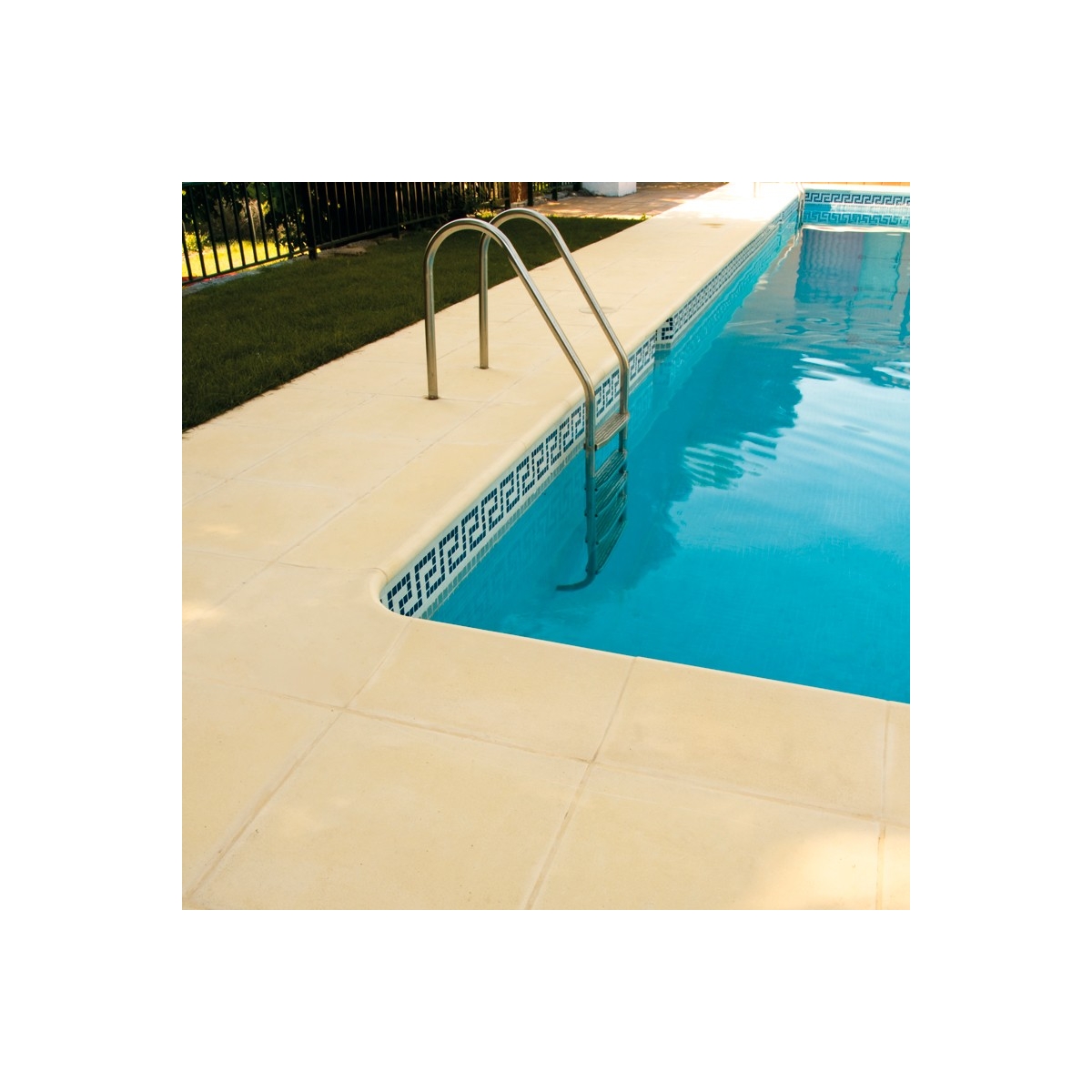 Verniprens bords de piscine - Tuile pour Verniprens plages - Tuile Loja 50x50 (palette de 18m2)