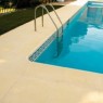 Bordes de piscina de Verniprens - Baldosa para zonas de playa de Verniprens - Baldosa Loja 50x50 (palet de 18m2)