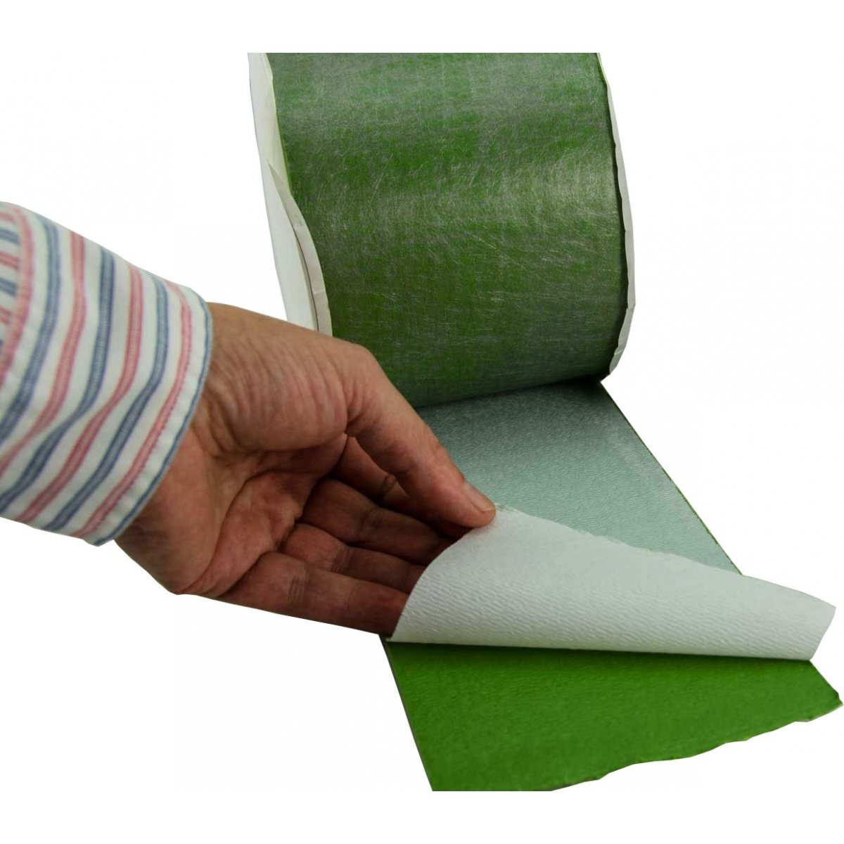 Selbstklebendes Klebeband zur einfachen Verklebung von Kunstrasen