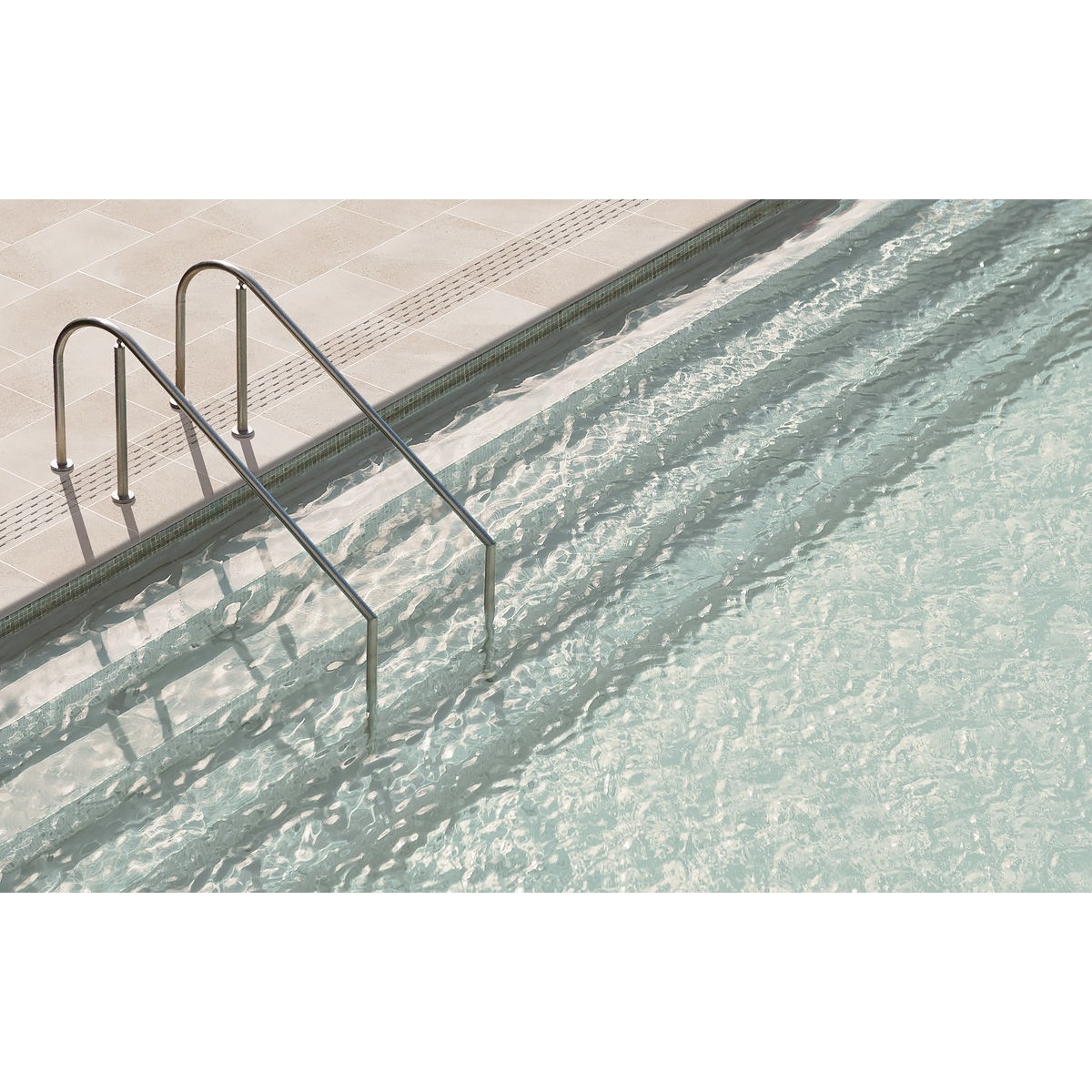 Cobertura de piscina Creta Stromboli Creme 33x50 Cobertura de piscina Stromboli Creme Ceramica Mayor