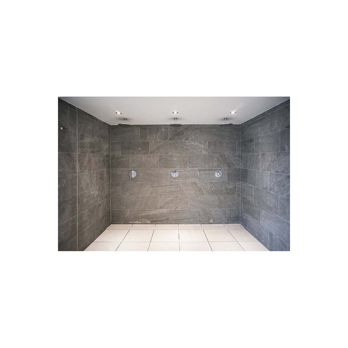 Gerade Poolkante Serena Nero L62 62,6x31,7x3,8 Rosagres