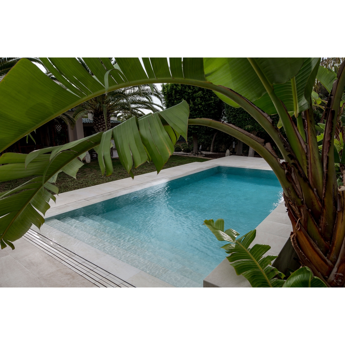 Photo of Oxford Pure 33x4 Mid-Calf