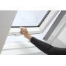 Ventana proyectante acabado pintado en blanco - Ventanas para tejados VELUX Velux