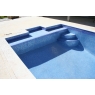 Pooldetail mit Gresite-Beschichtung in blauen Nebelfarben