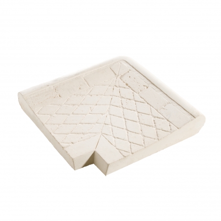 Orlando Series Inverted Corner Pool Edge by Verniprens