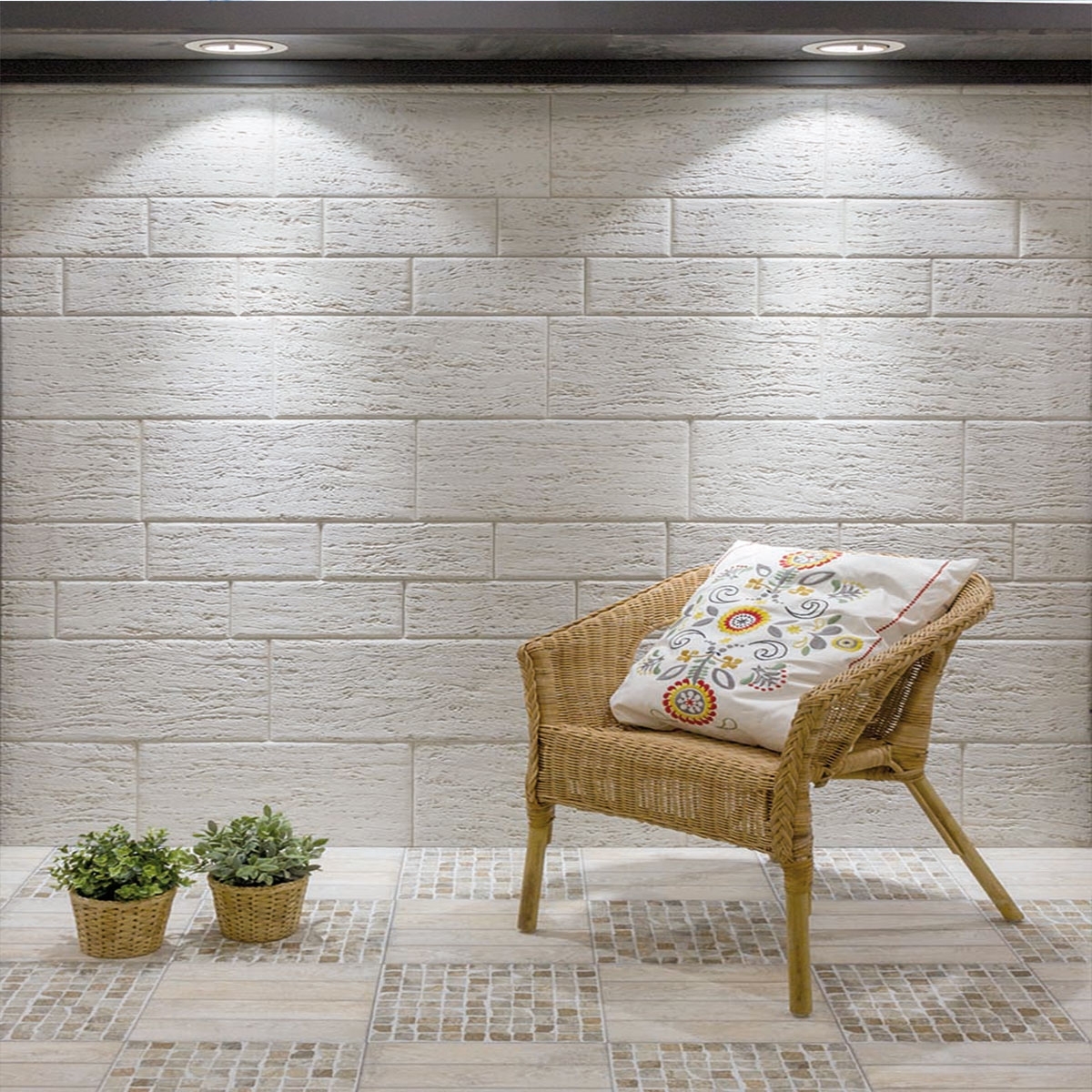 Photo of Colosseum Ivory 15x30 cm (box of 0.90 m2)