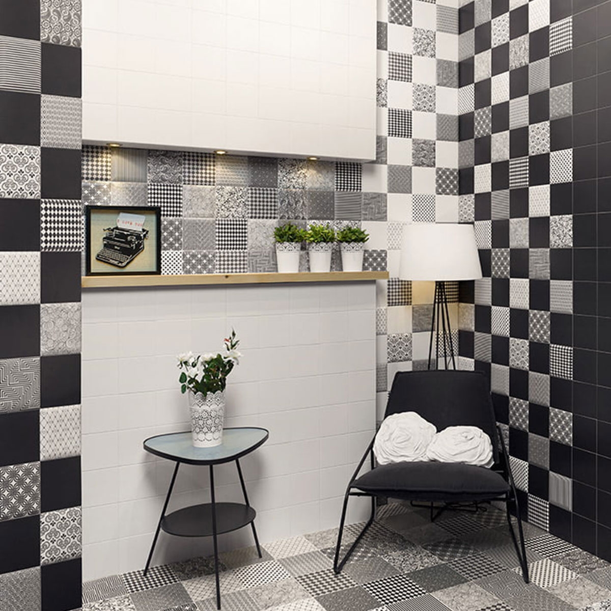 Matte Black 15x15 cm