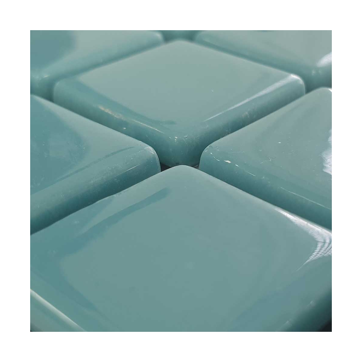 Schlichtes türkisblaues Mosaik