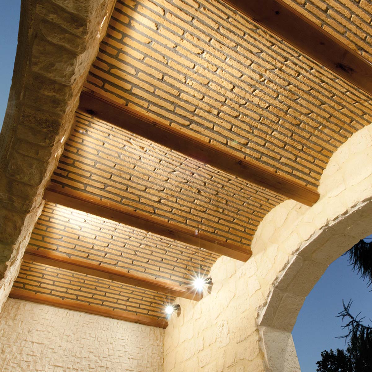 Revêtement intérieur et extérieur en béton préfabriqué