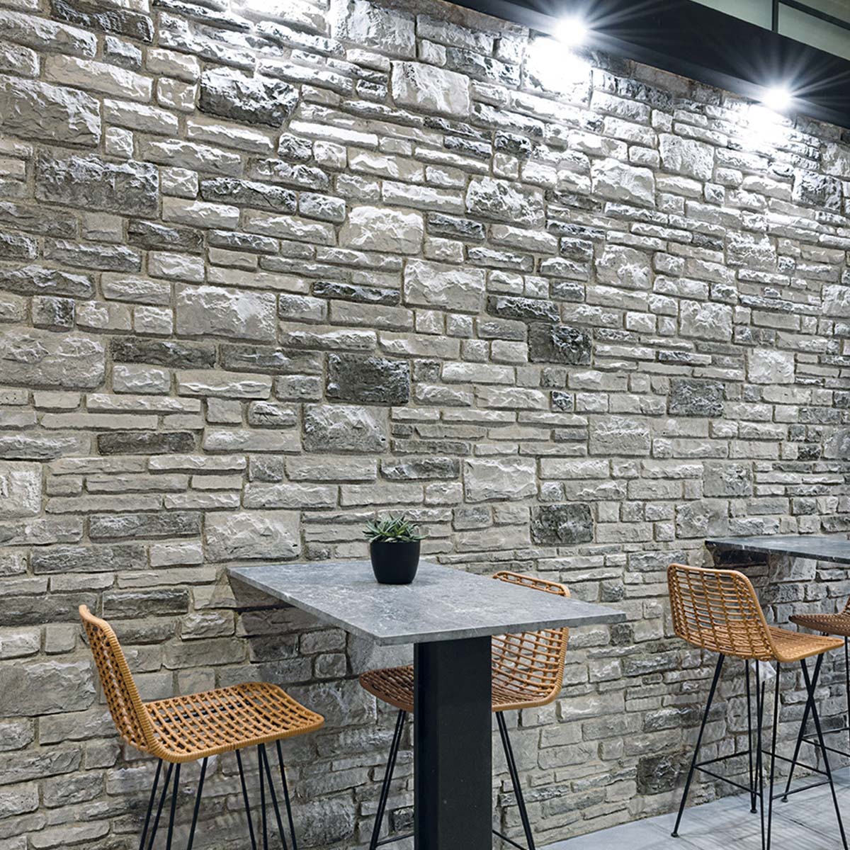 Verniprens - Bardage en tuiles de béton - Bardage imitation pierre de frêne de Sardaigne