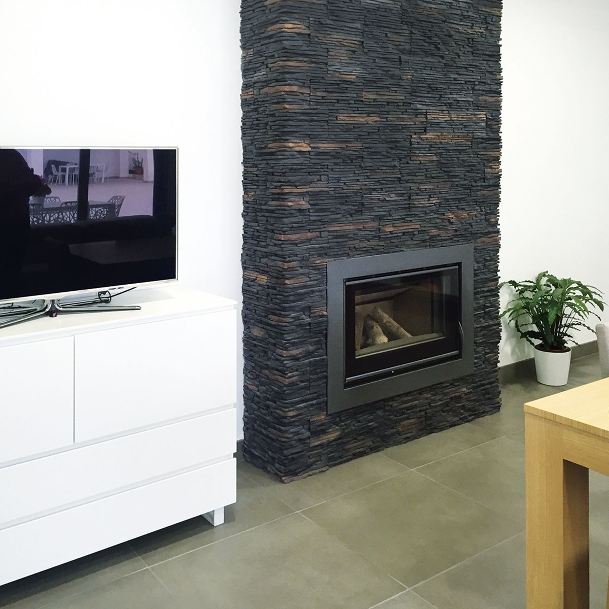 Verniprens - Concrete tile cladding - Laredo magma stone imitation cladding