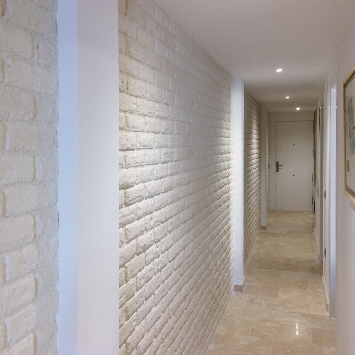 Brick imitation wall tile for interior and exterior