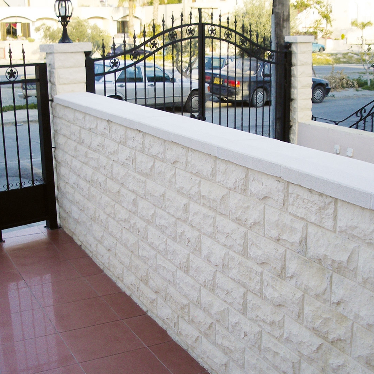 Pyrenees white stone imitation coating - Verniprenscoatings