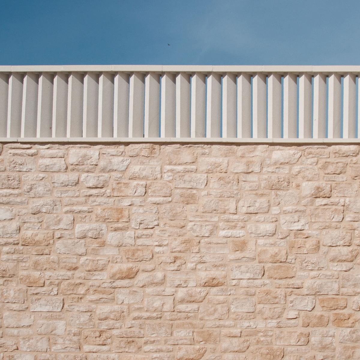 Piscines et jardin Verniprens - Main courante Faro 6x22x50