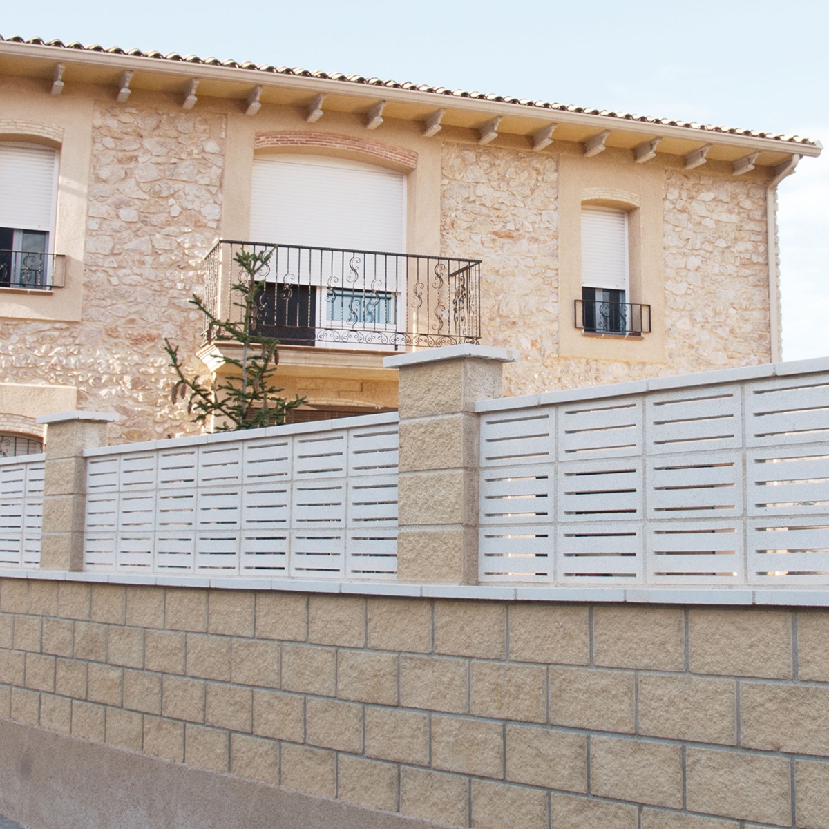 Verniprens - Balaustradas planas - Celosía Altea 6x20x40