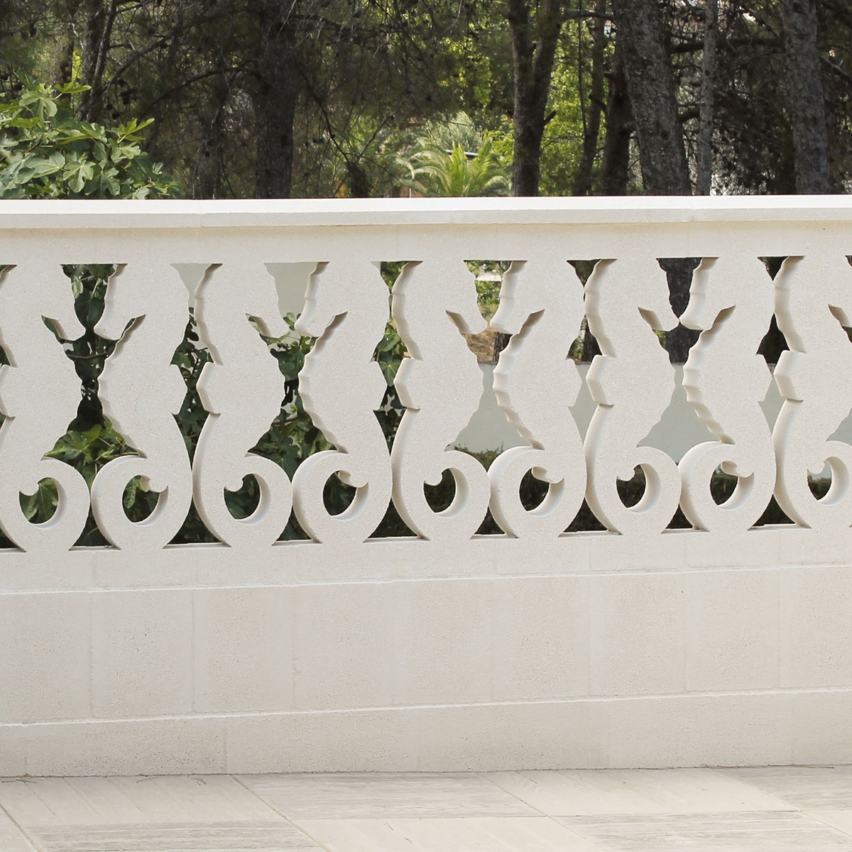 Tebas Skirting 12 x 20 x 25 - Verniprens