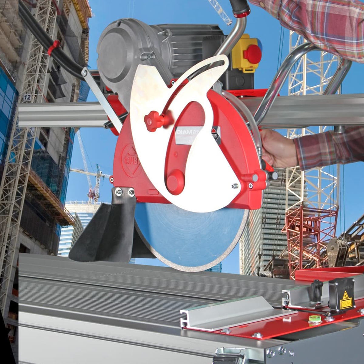 Rubi - Photo of DX-350-N 1300 Laser&Level Cutter