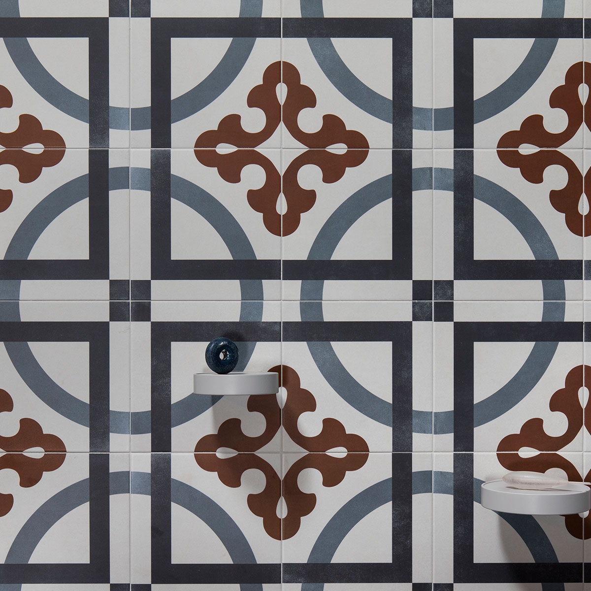 Aruba Iris 22.3x22.3 - Harmony