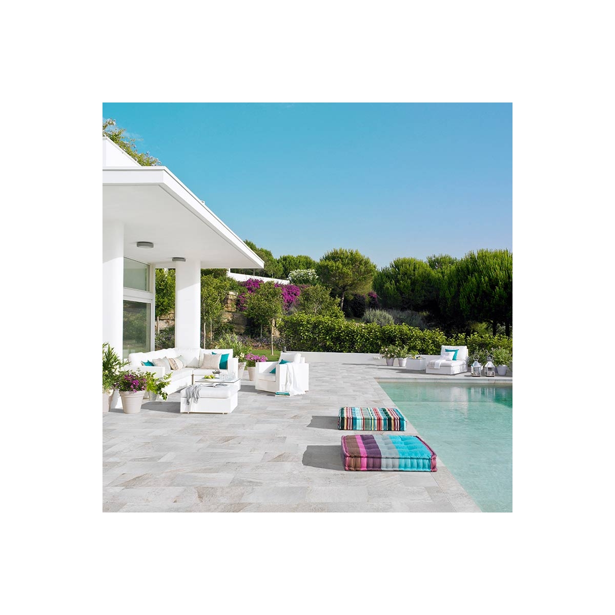 Pietro White L62 bord de piscine droit