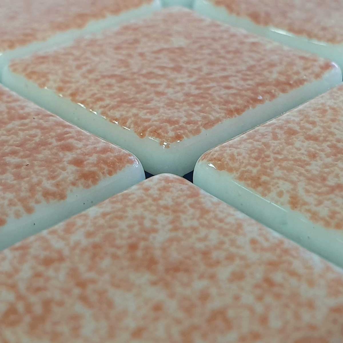 Braune Nebel-Fliesen