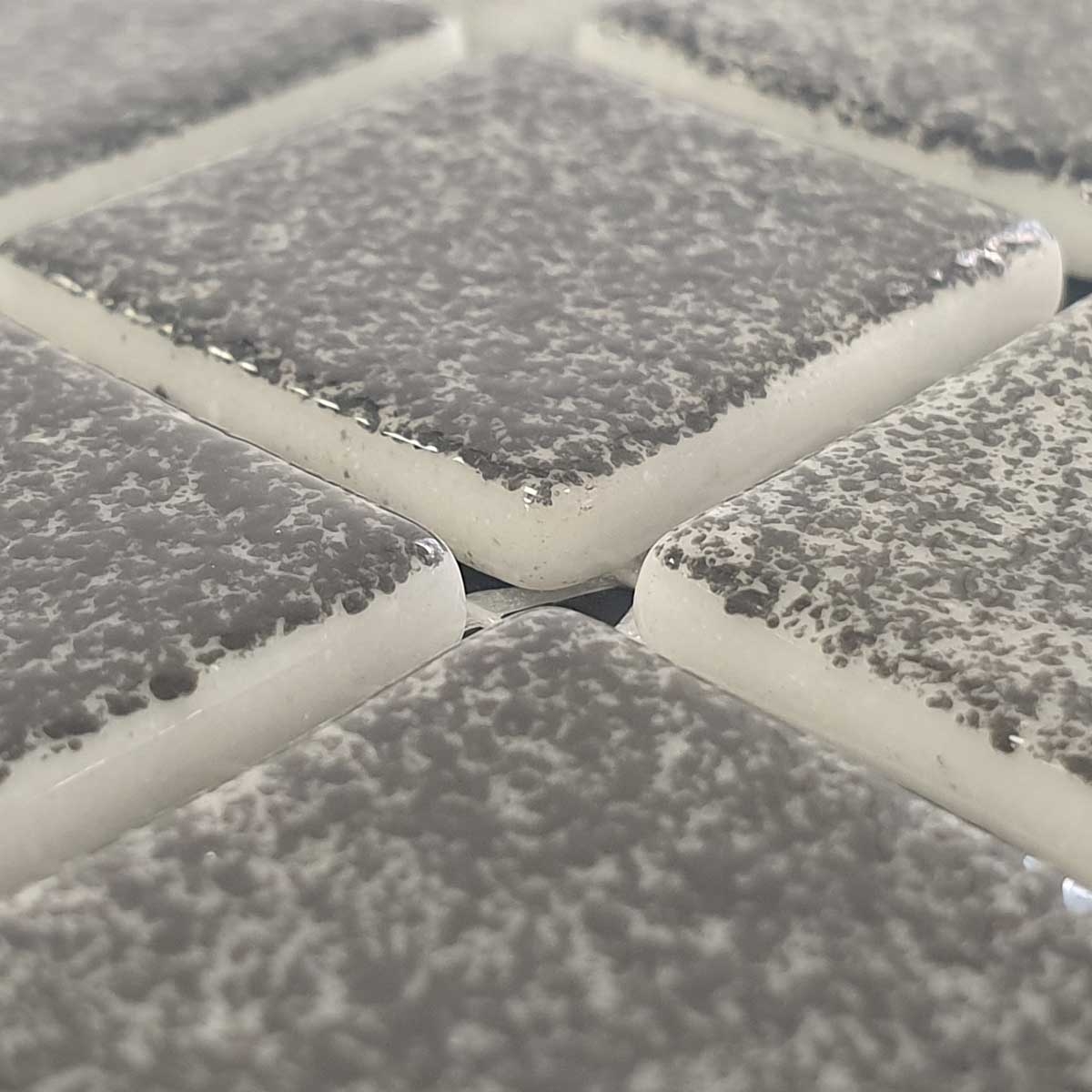 Schwarze Nebelfliese – Schachtel mit 2 Quadratmetern