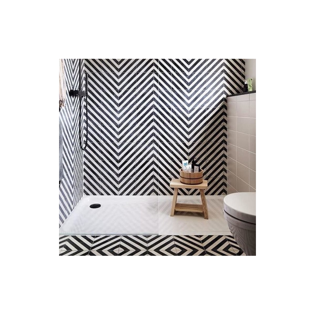 Goroka Graphite (m2) - Porcelain hydraulic flooring for interior and exterior - Maori Series