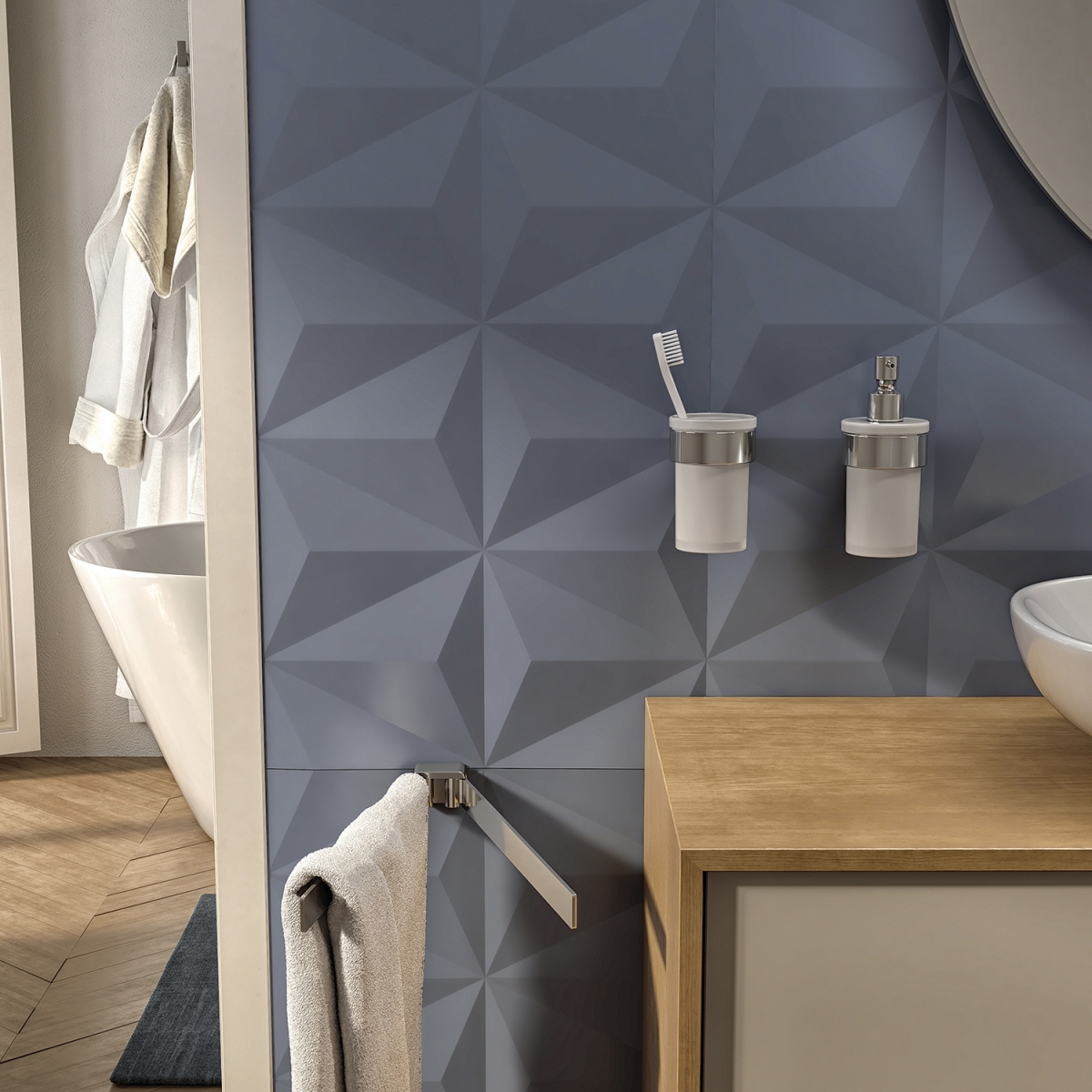 Image of Pirenei Double Chrome Towel Rack